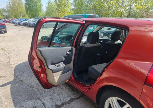 Renault Megane cena 3999 przebieg: 270000, rok produkcji 2004 z Lidzbark małe 79